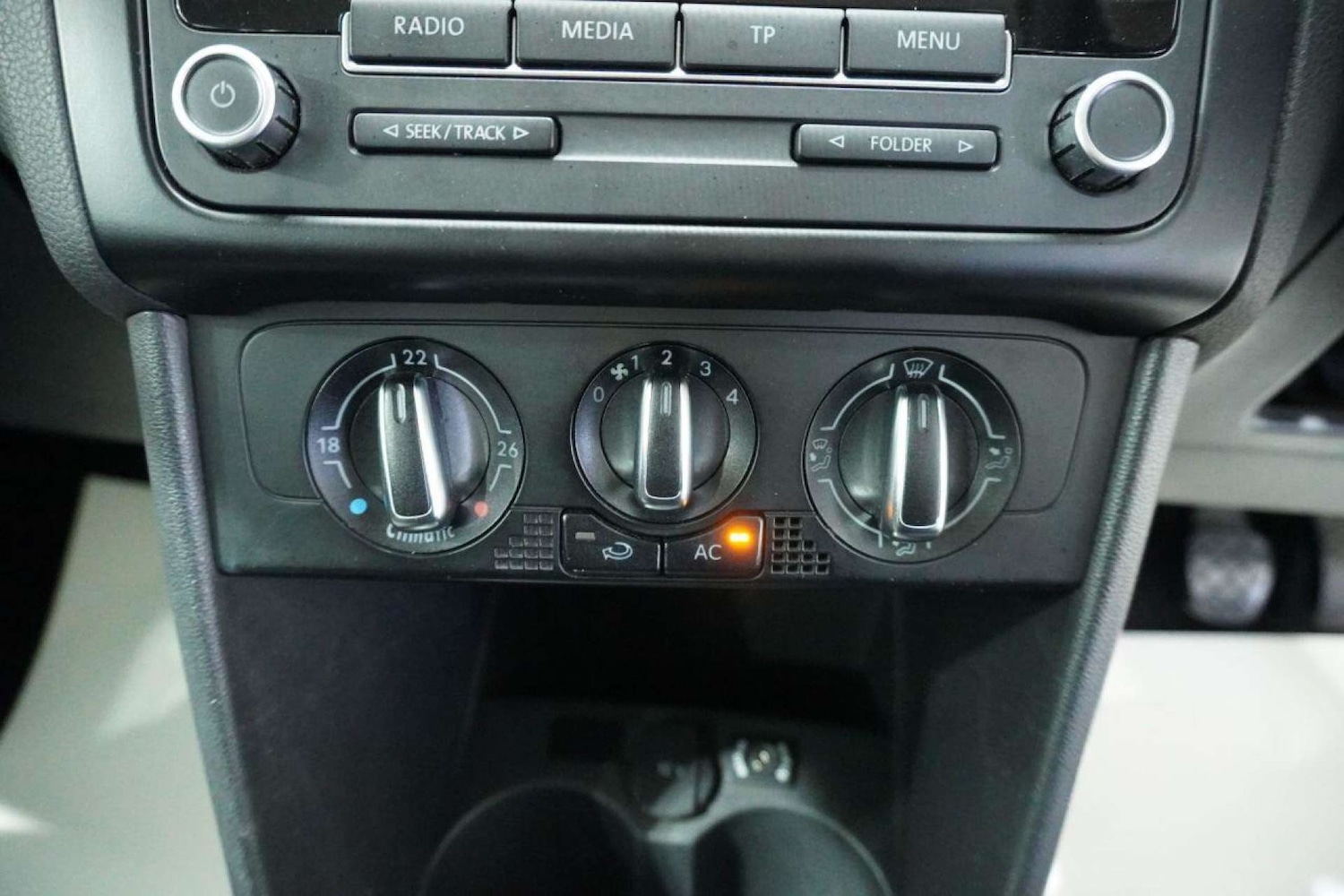 Used Volkswagen Polo 2010 for sale - 77061663: Photo 54