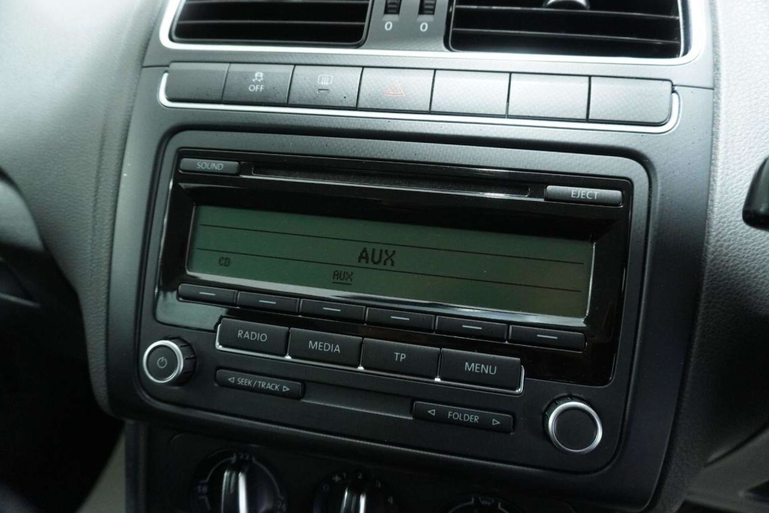 Used Volkswagen Polo 2010 for sale - 77061663: Photo 56