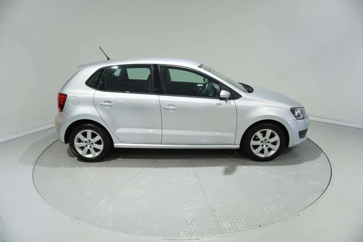 Used Volkswagen Polo 2010 for sale - 77061663: Photo 6