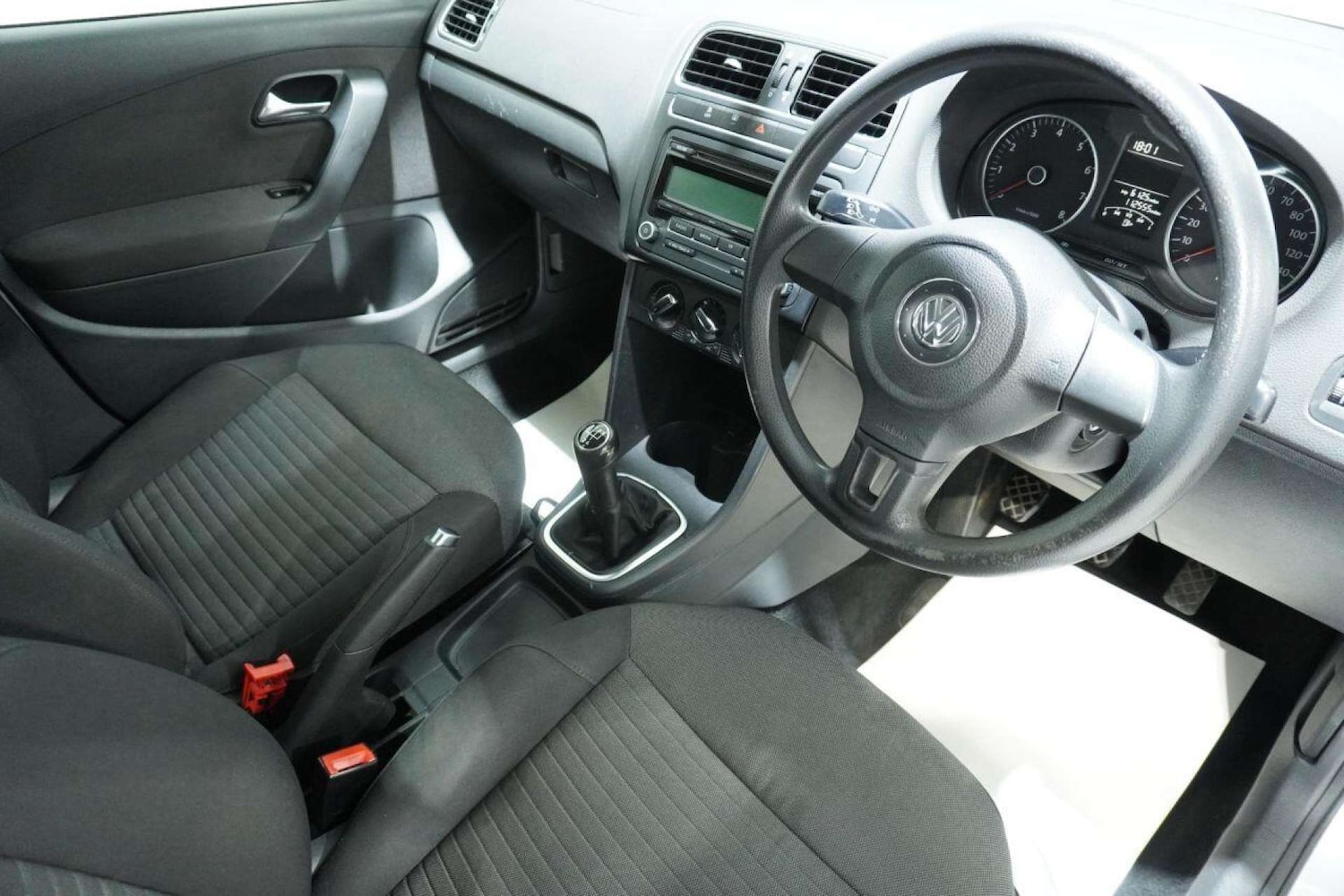 Used Volkswagen Polo 2010 for sale - 77061663: Photo 7