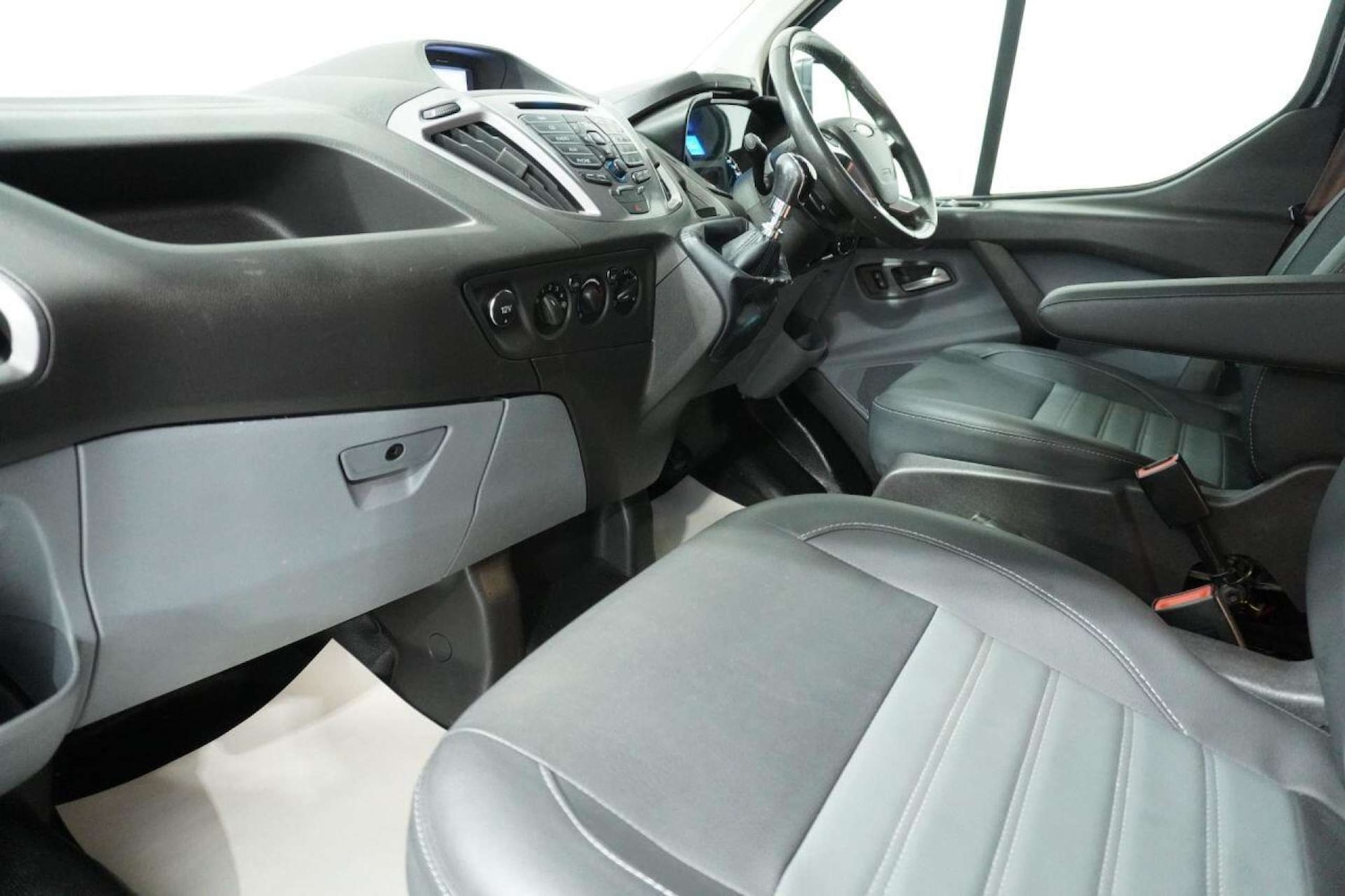 Used Ford Transit Custom 2015 for sale - 77113506: Photo 40