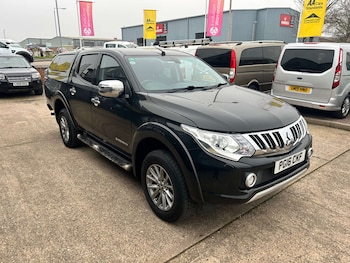 Used Mitsubishi L200 2016 for sale - 77802736: Photo