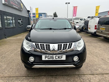 Used Mitsubishi L200 2016 for sale - 77802736: Photo