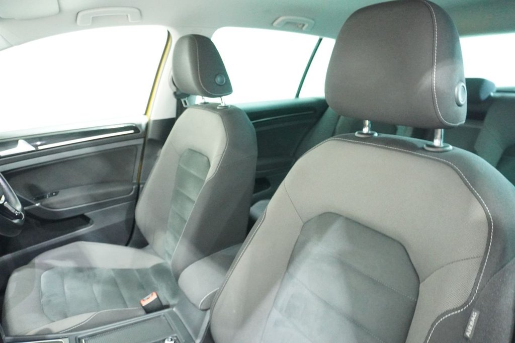 Used Volkswagen Golf 2017 for sale - 76820178: Photo 45