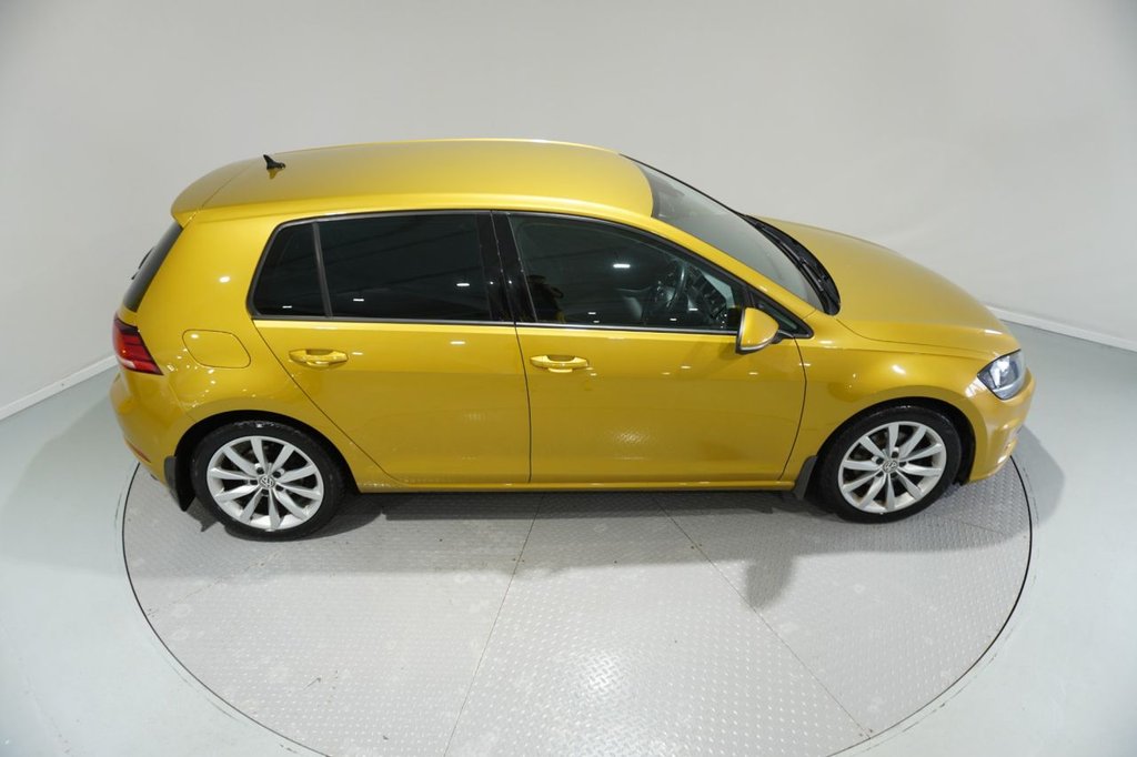 Used Volkswagen Golf 2017 for sale - 76820178: Photo 5