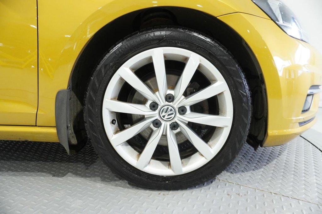 Used Volkswagen Golf 2017 for sale - 76820178: Photo 7