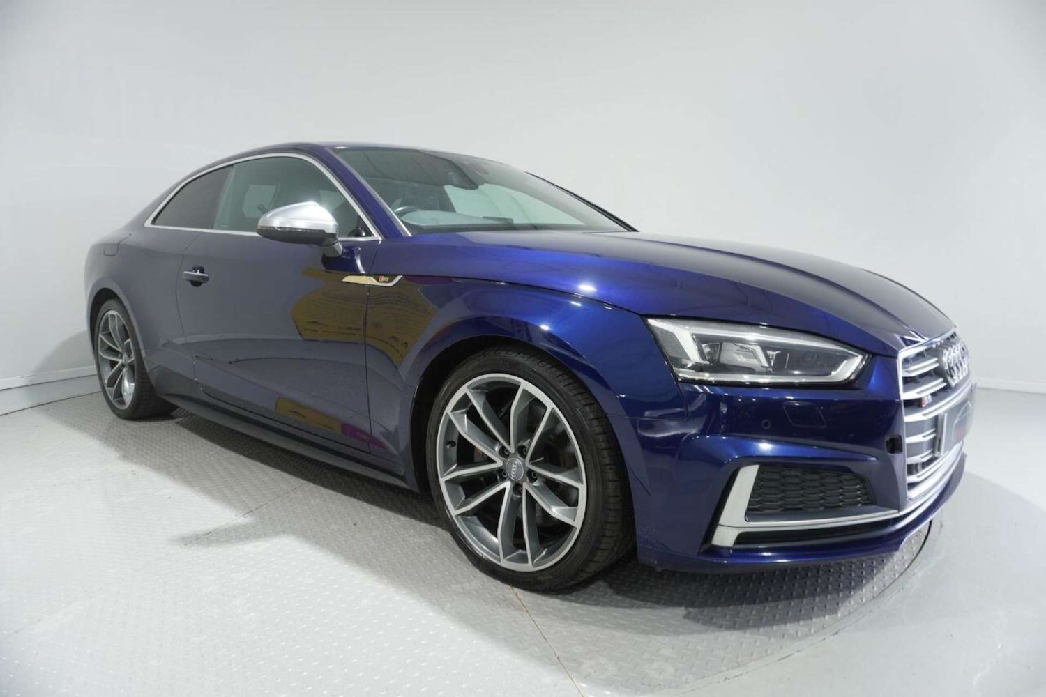 Used Audi A5 2017 for sale - 77061637: Photo 2