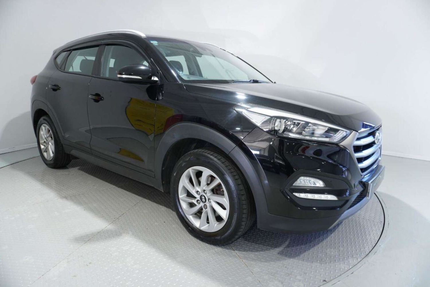 Used Hyundai TUCSON 2016 for sale - 77061673: Photo 2