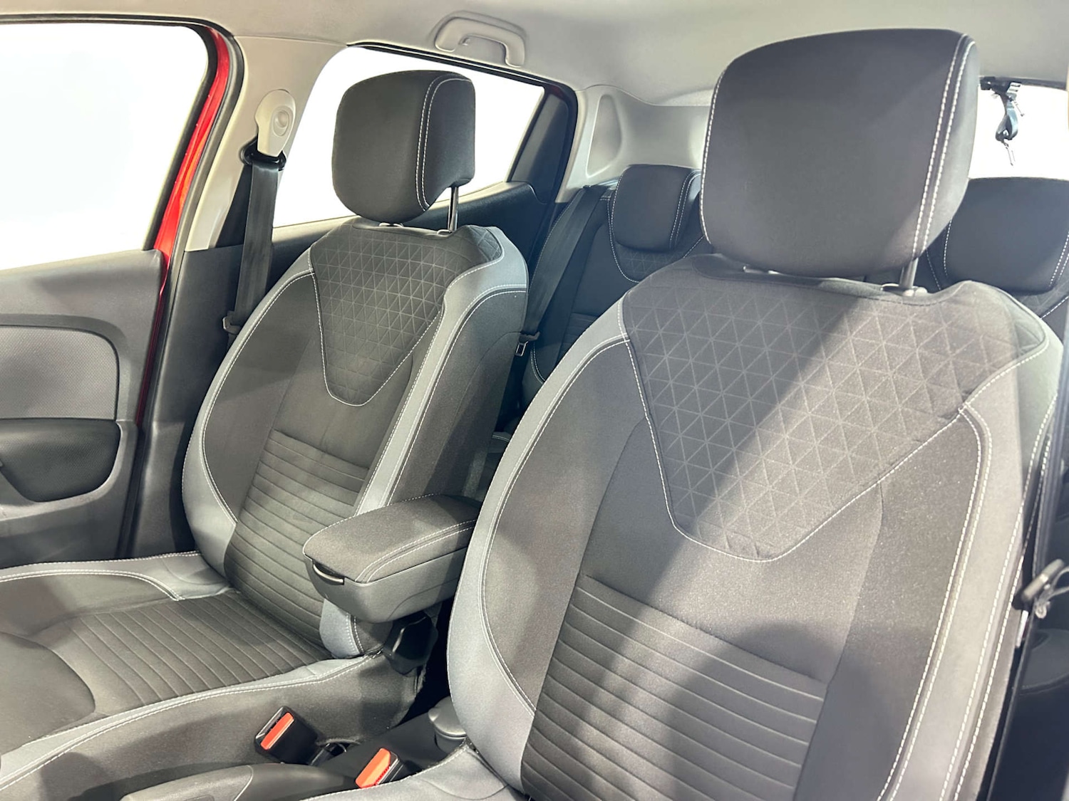 Used Renault Clio 2016 for sale - 77618904: Photo 55