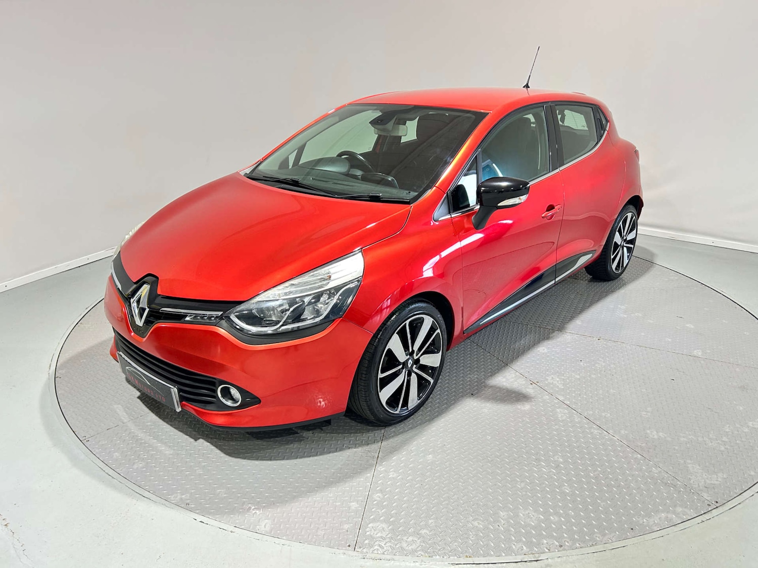 Used Renault Clio 2016 for sale - 77618904: Photo 62