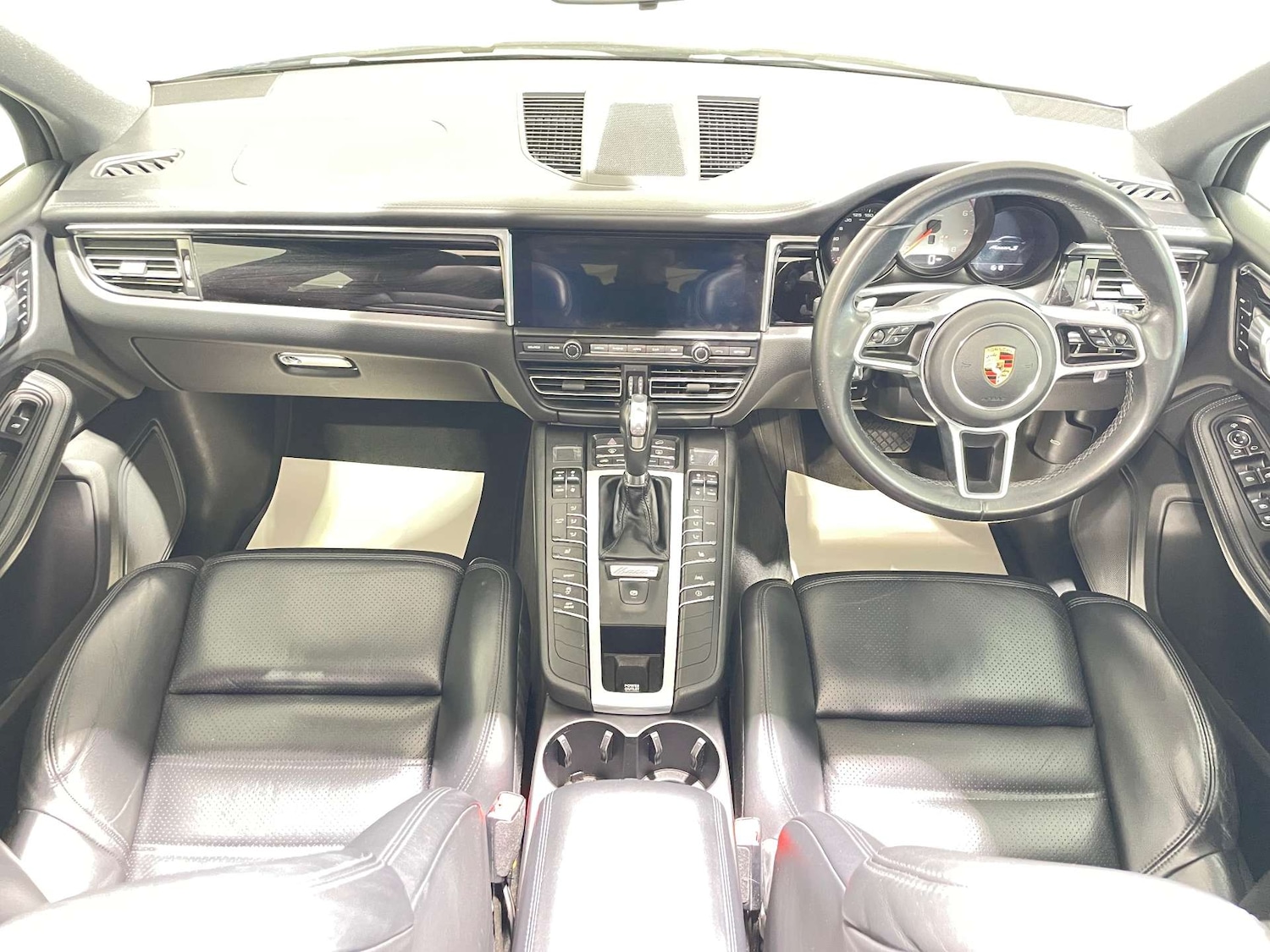 Used Porsche Macan 2020 for sale - 77523345: Photo 17