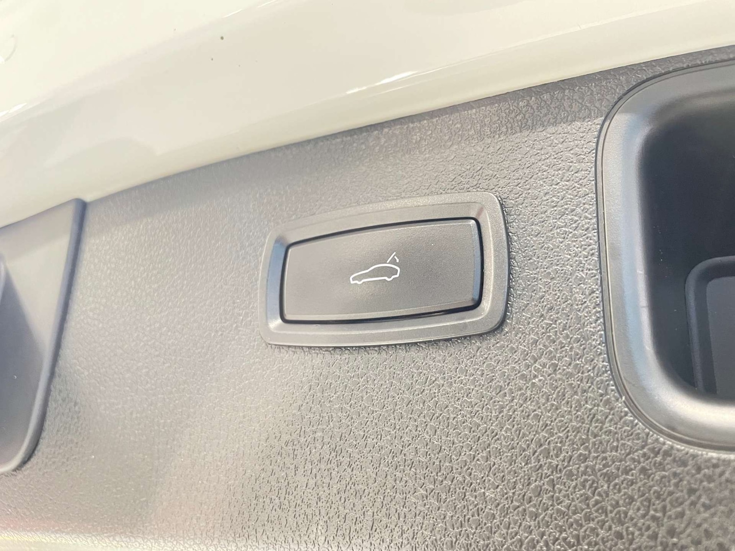 Used Porsche Macan 2020 for sale - 77523345: Photo 28