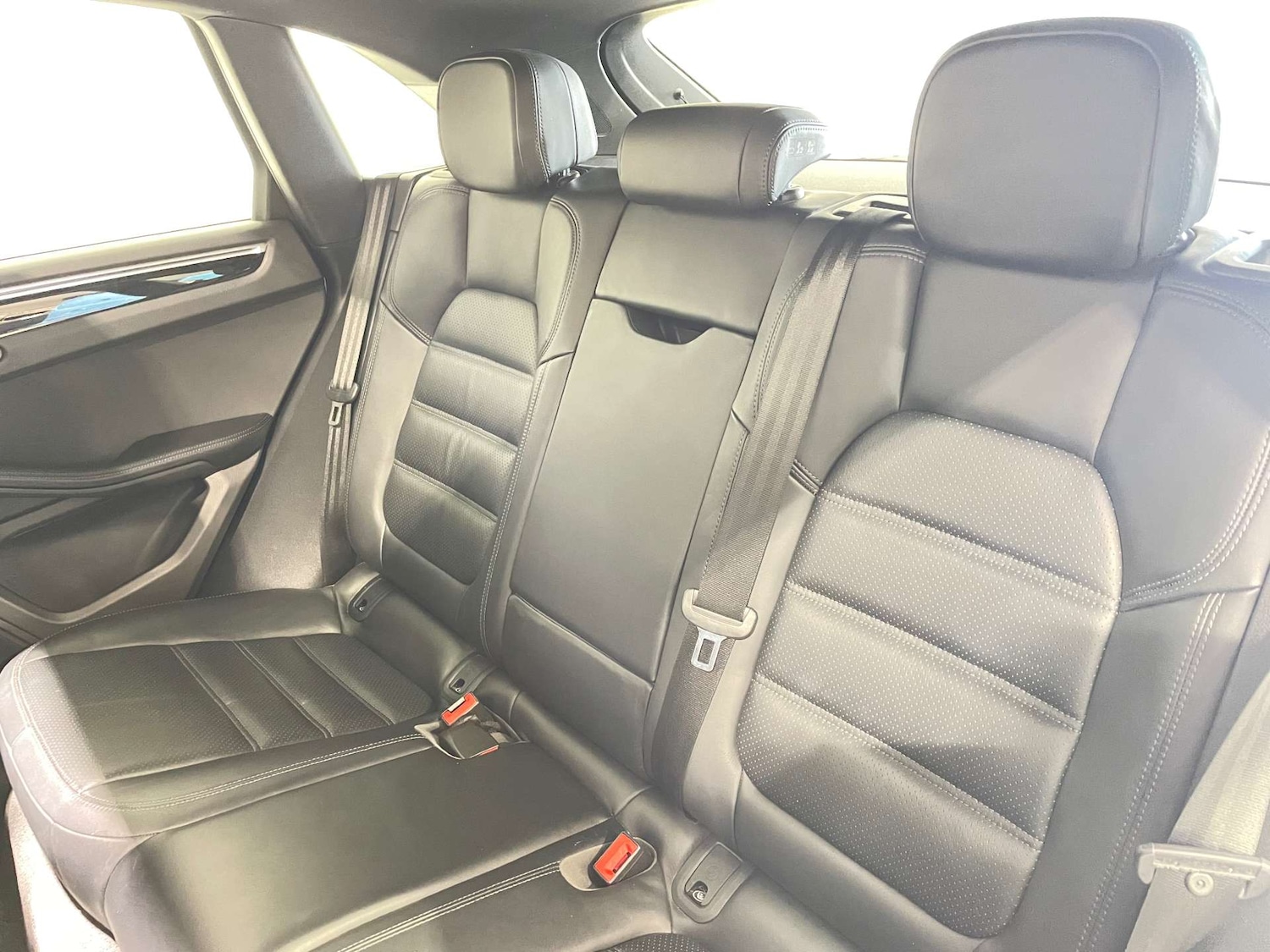 Used Porsche Macan 2020 for sale - 77523345: Photo 38