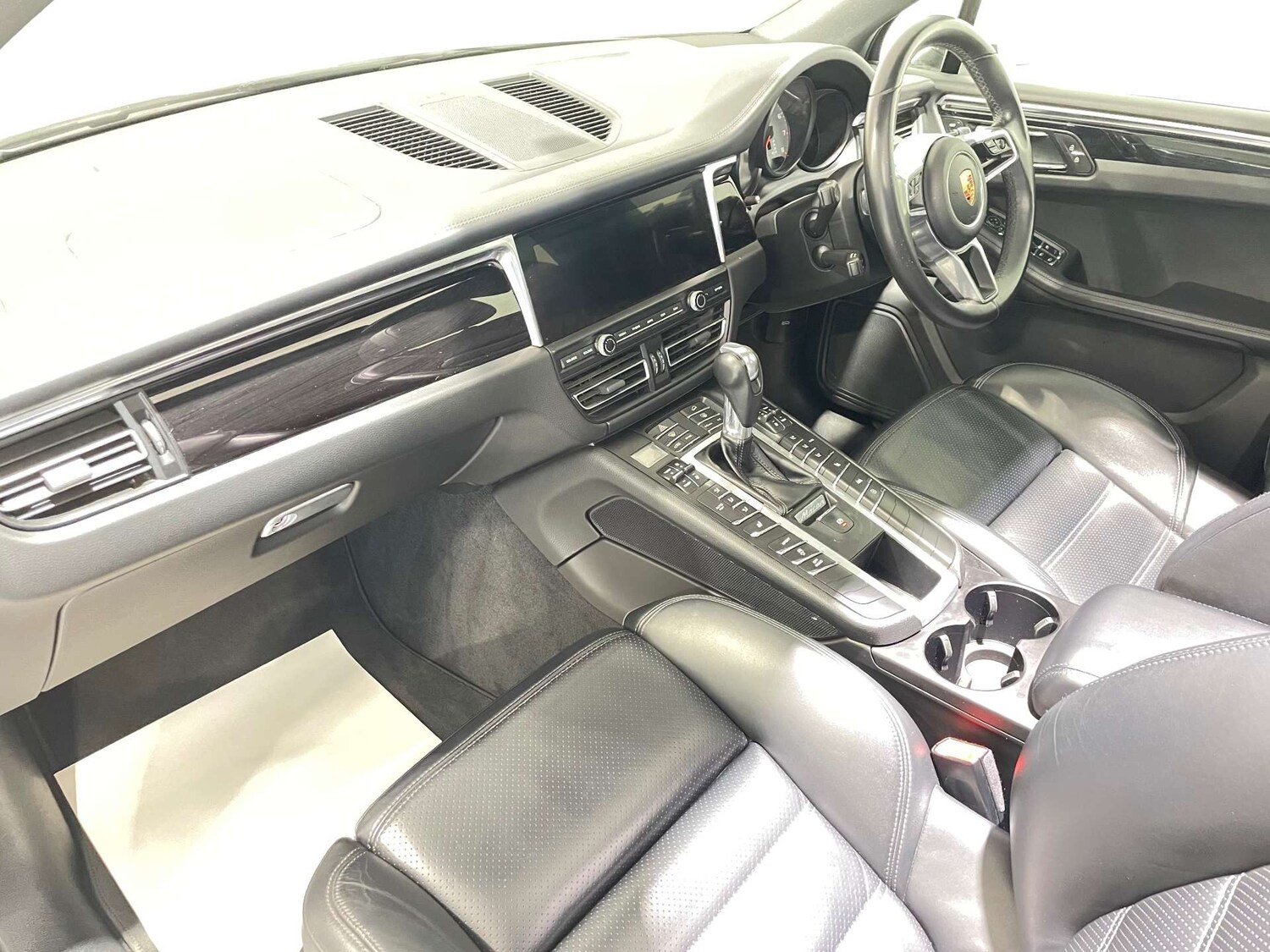 Used Porsche Macan 2020 for sale - 77523345: Photo 40