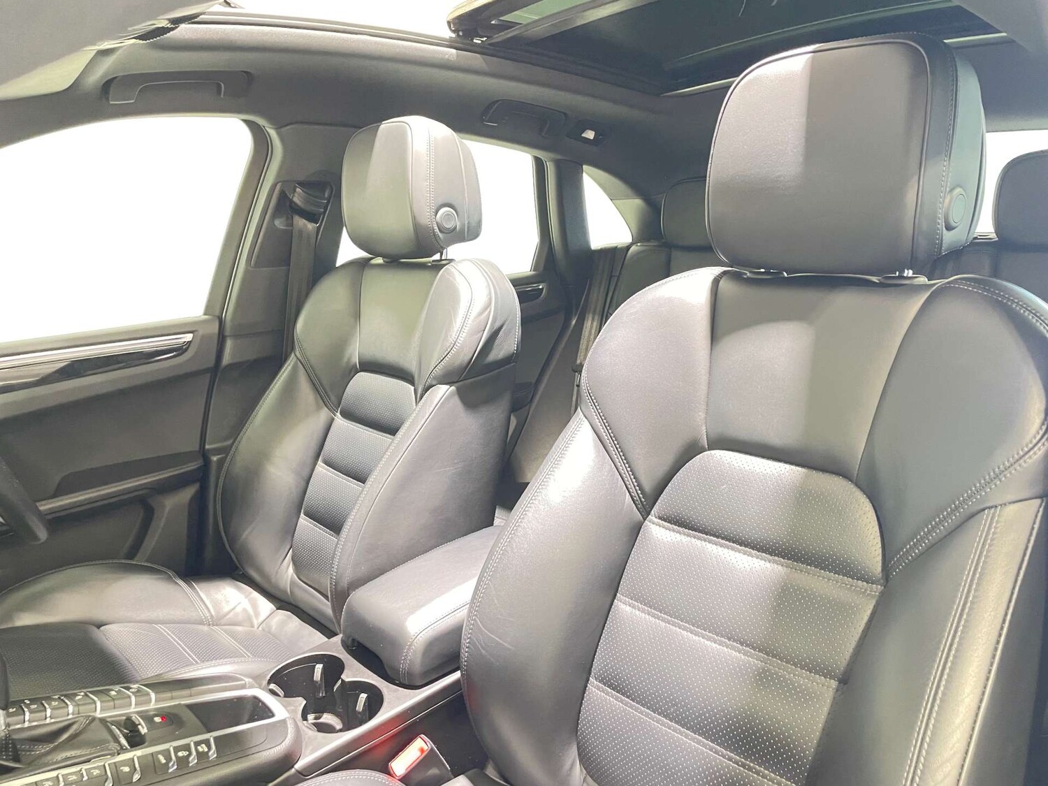 Used Porsche Macan 2020 for sale - 77523345: Photo 41