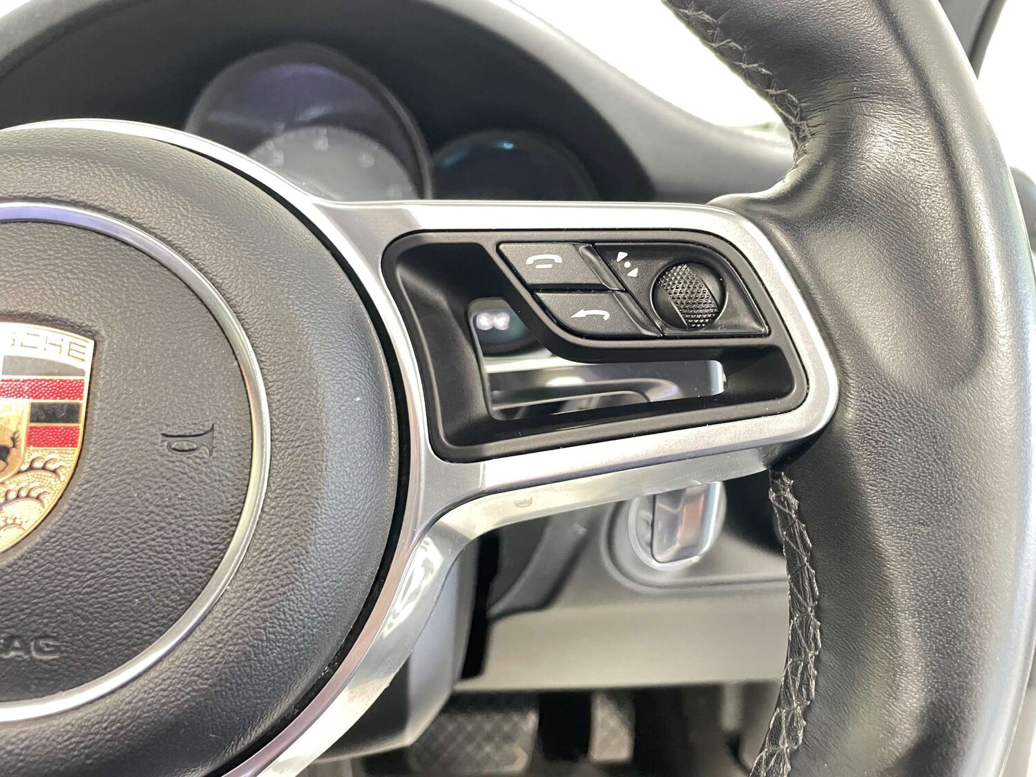 Used Porsche Macan 2020 for sale - 77523345: Photo 55