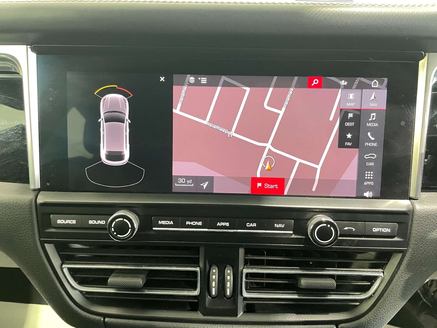 Used Porsche Macan 2020 for sale - 77523345: Photo 58