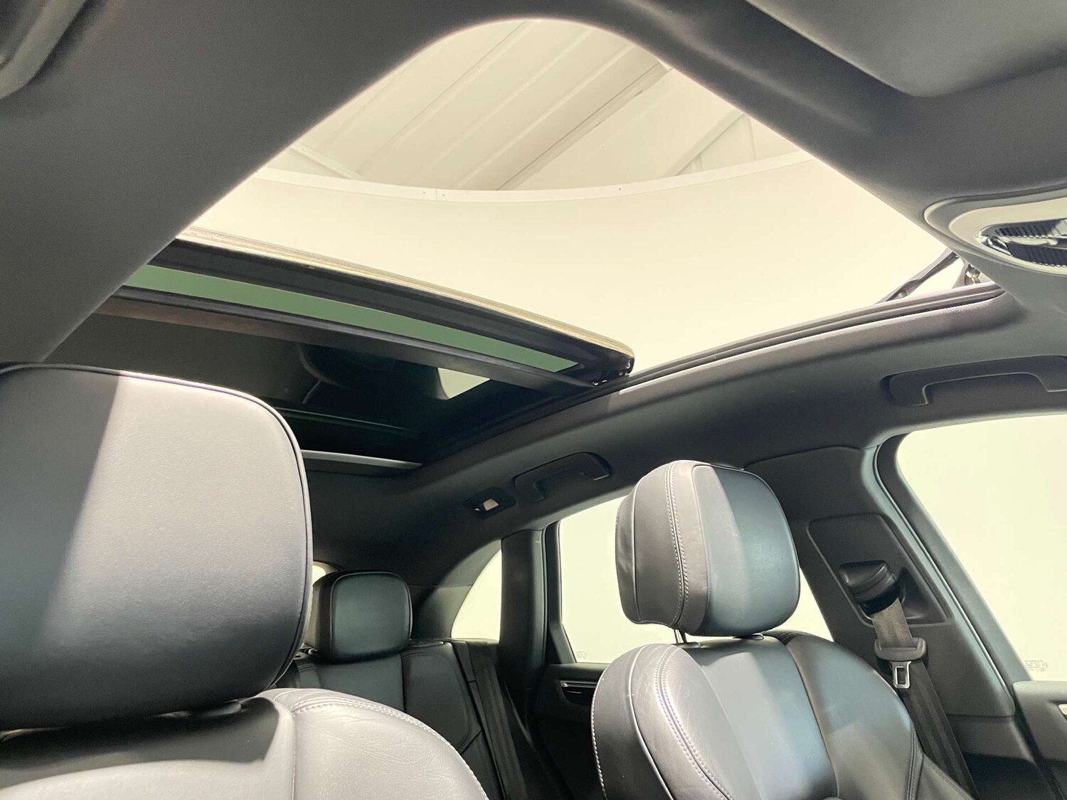 Used Porsche Macan 2020 for sale - 77523345: Photo 69