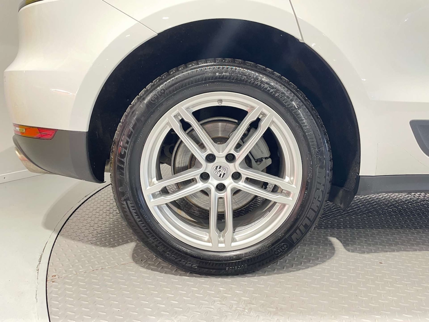 Used Porsche Macan 2020 for sale - 77523345: Photo 8