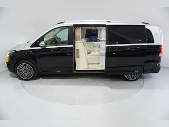 Used Mercedes-Benz V-Class 2022 for sale - 78066664: Photo