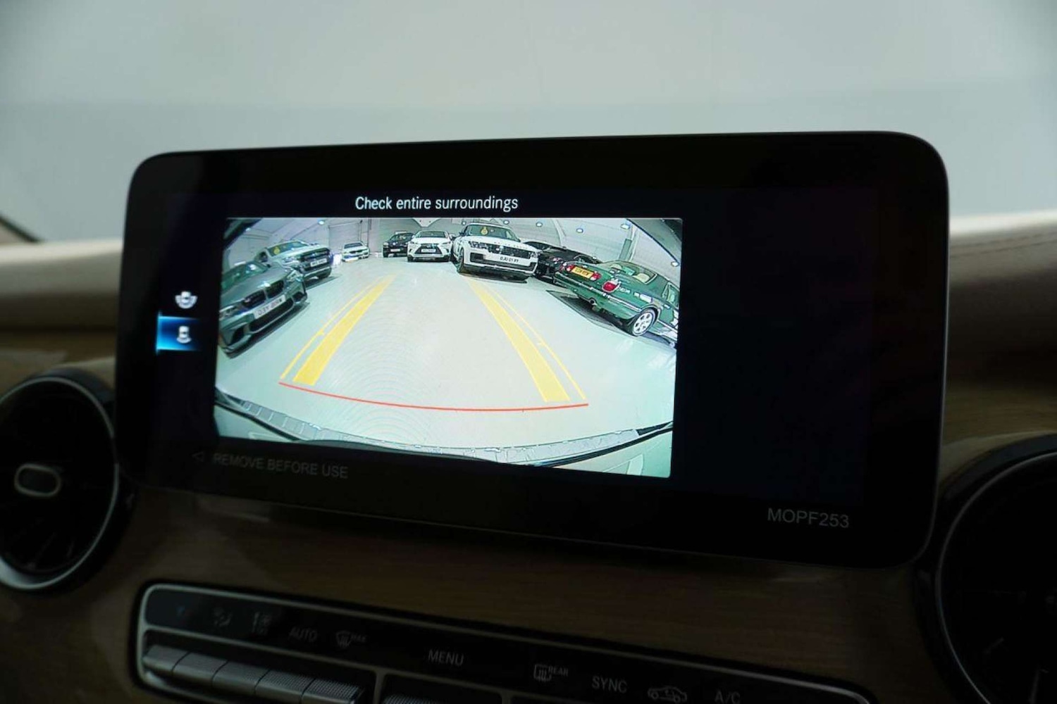 Used Mercedes-Benz V-Class 2022 for sale - 78066664: Photo 54