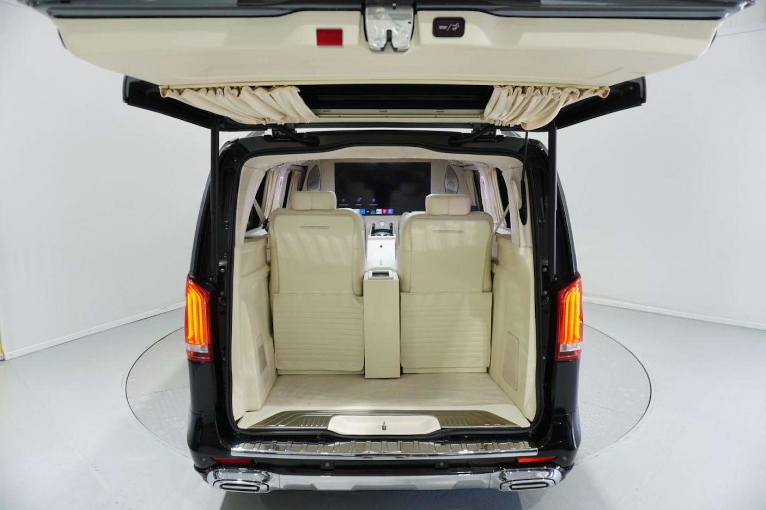 Used Mercedes-Benz V-Class 2022 for sale - 78066664: Photo 87