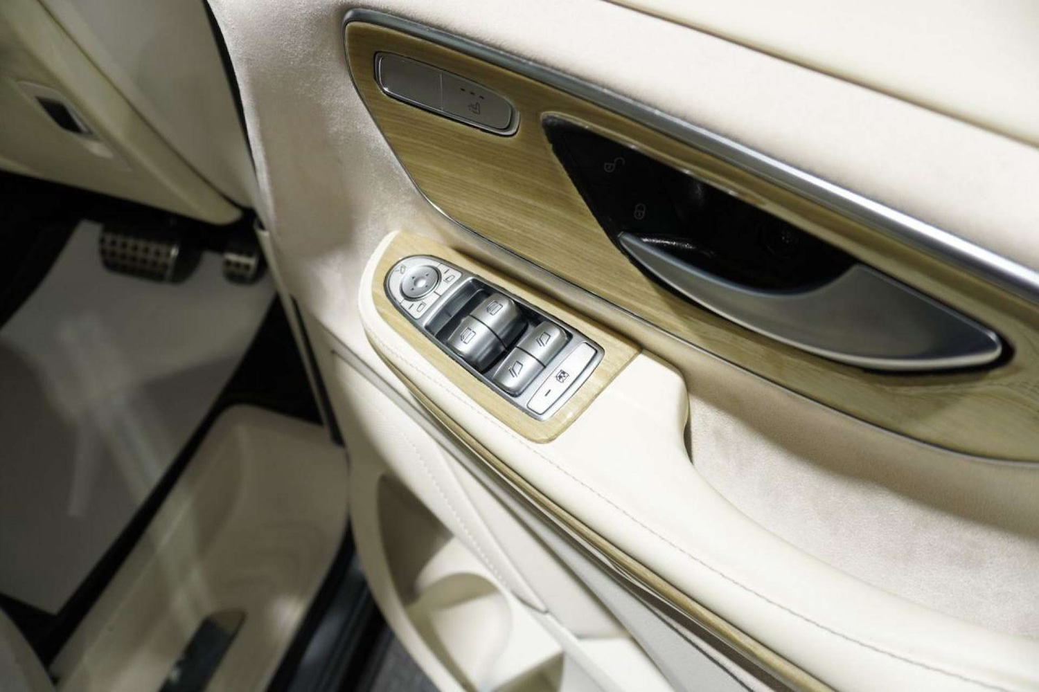 Used Mercedes-Benz V-Class 2022 for sale - 78066664: Photo 95