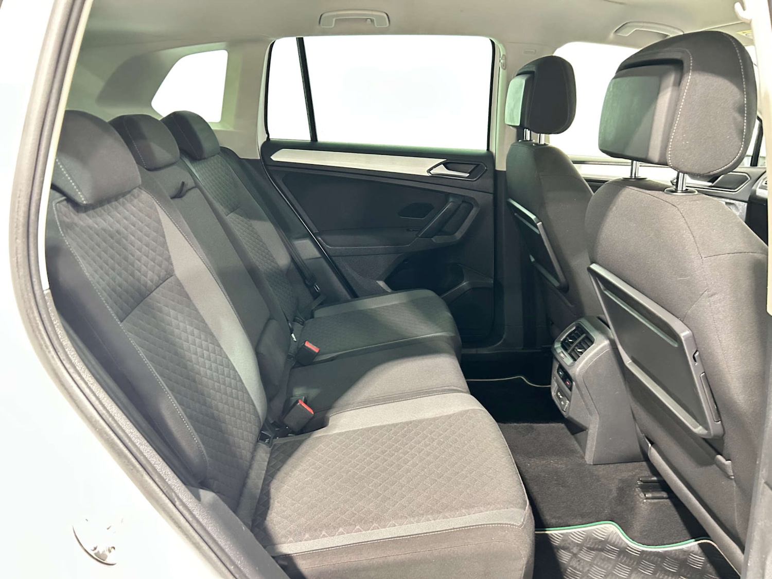 Used Volkswagen Tiguan 2018 for sale - 77200683: Photo 13