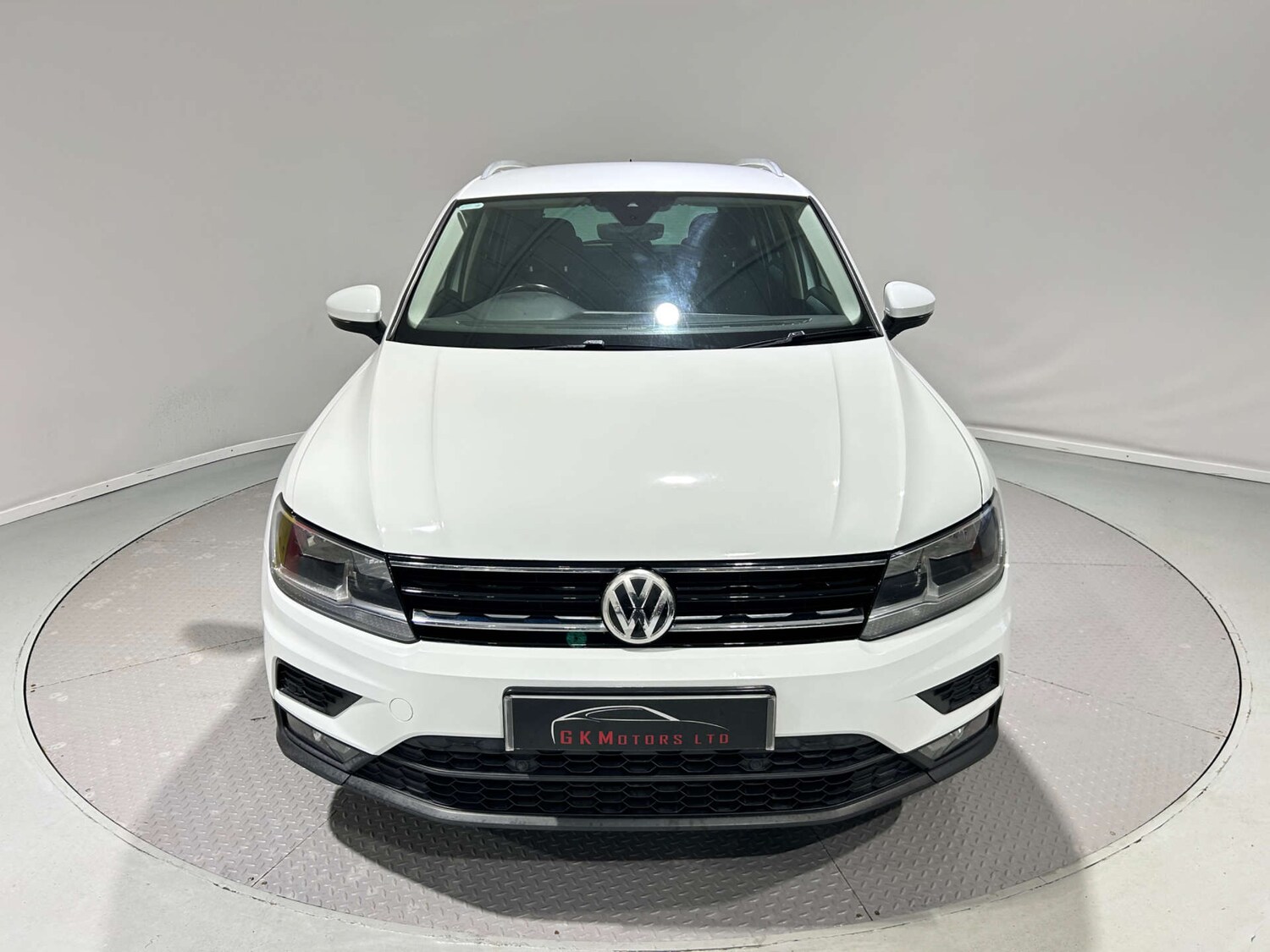 Used Volkswagen Tiguan 2018 for sale - 77200683: Photo 48