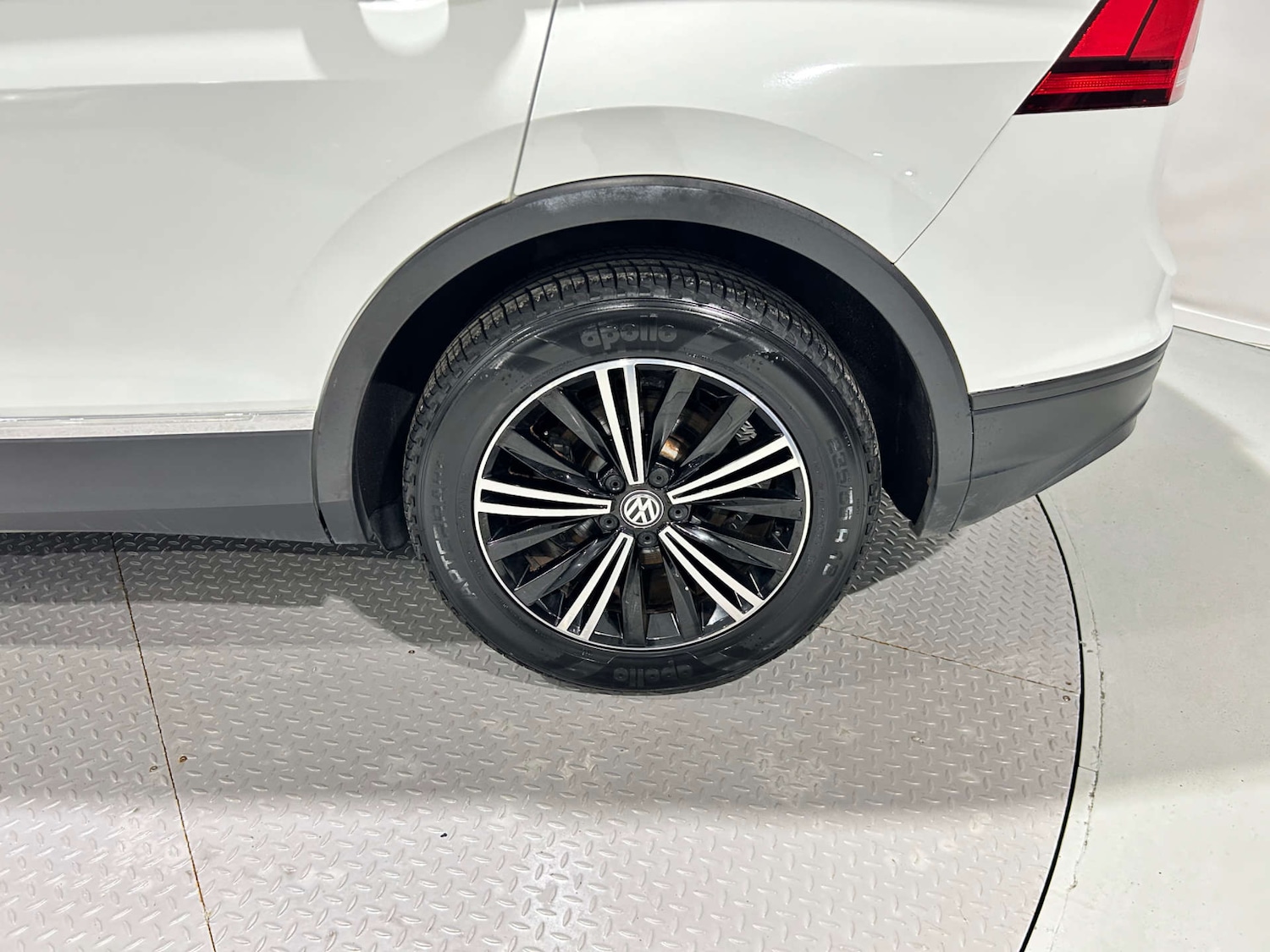 Used Volkswagen Tiguan 2018 for sale - 77200683: Photo 52