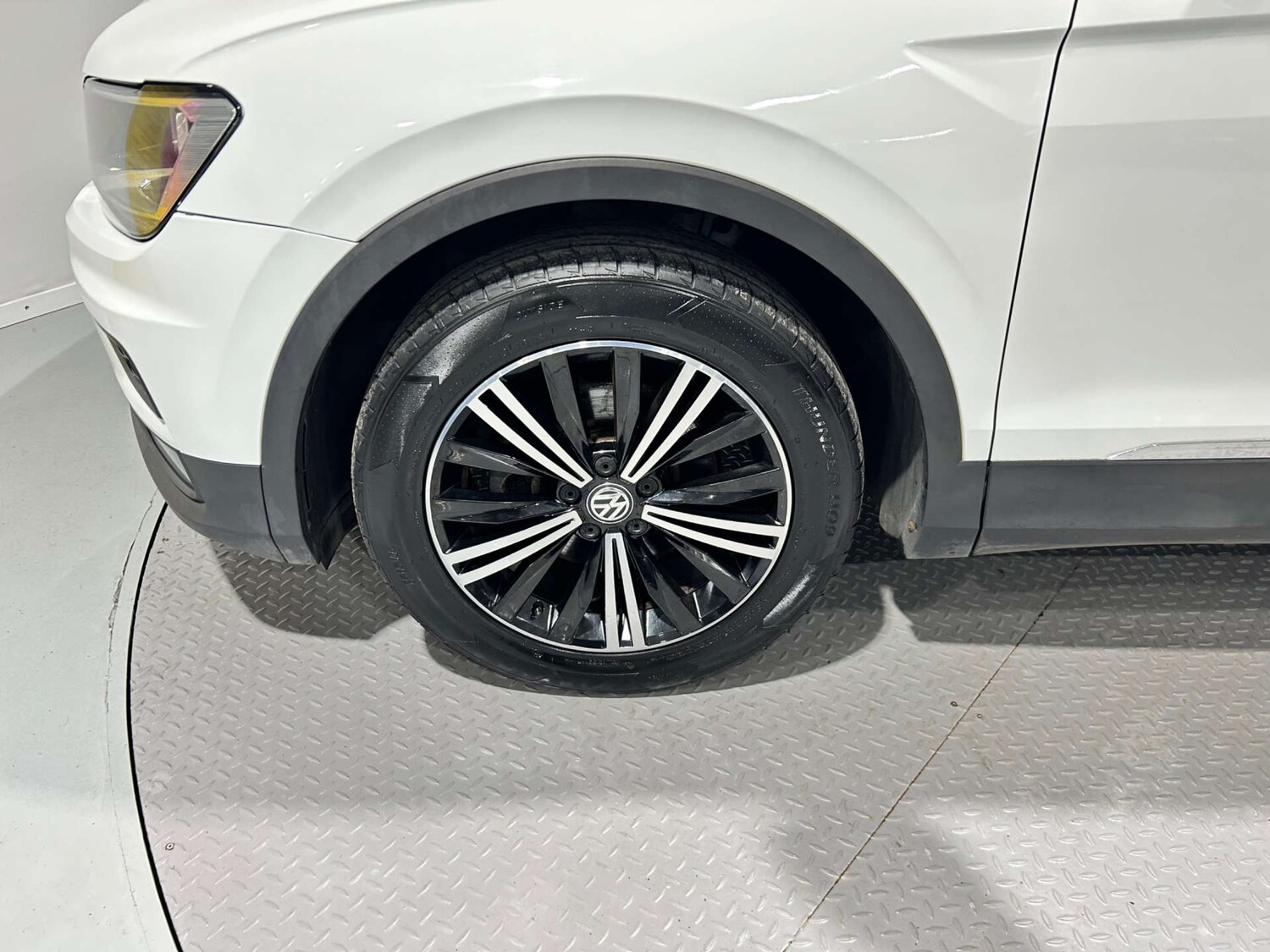 Used Volkswagen Tiguan 2018 for sale - 77200683: Photo 53