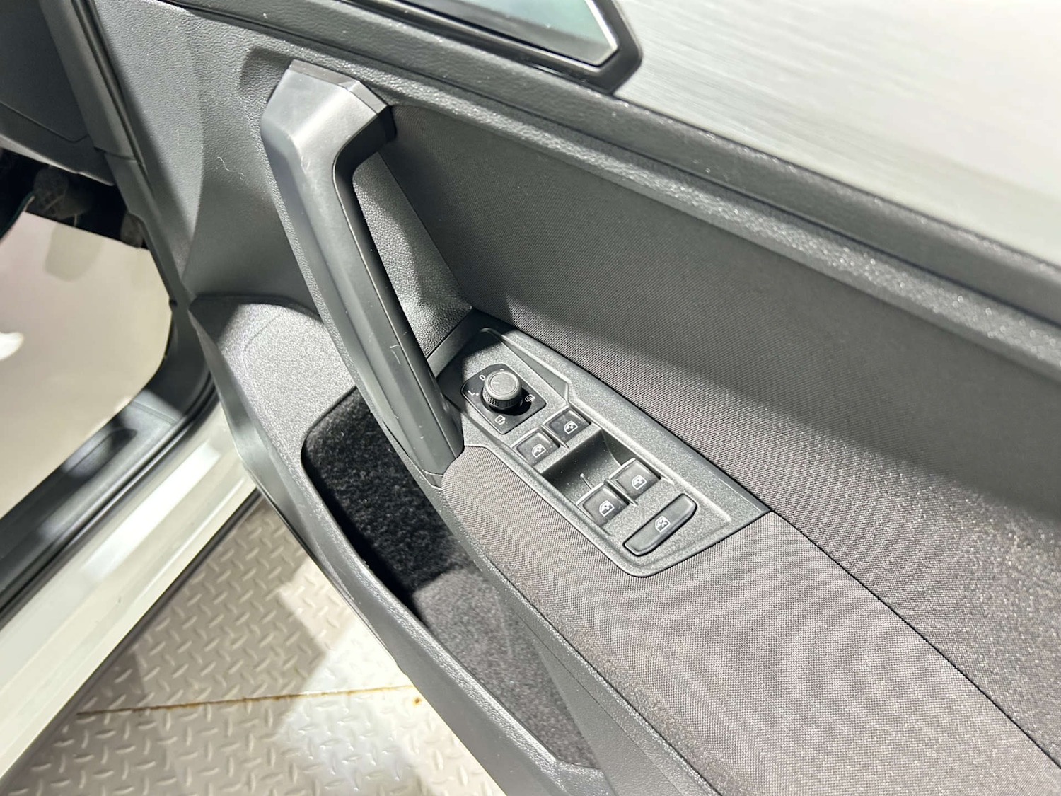 Used Volkswagen Tiguan 2018 for sale - 77200683: Photo 64