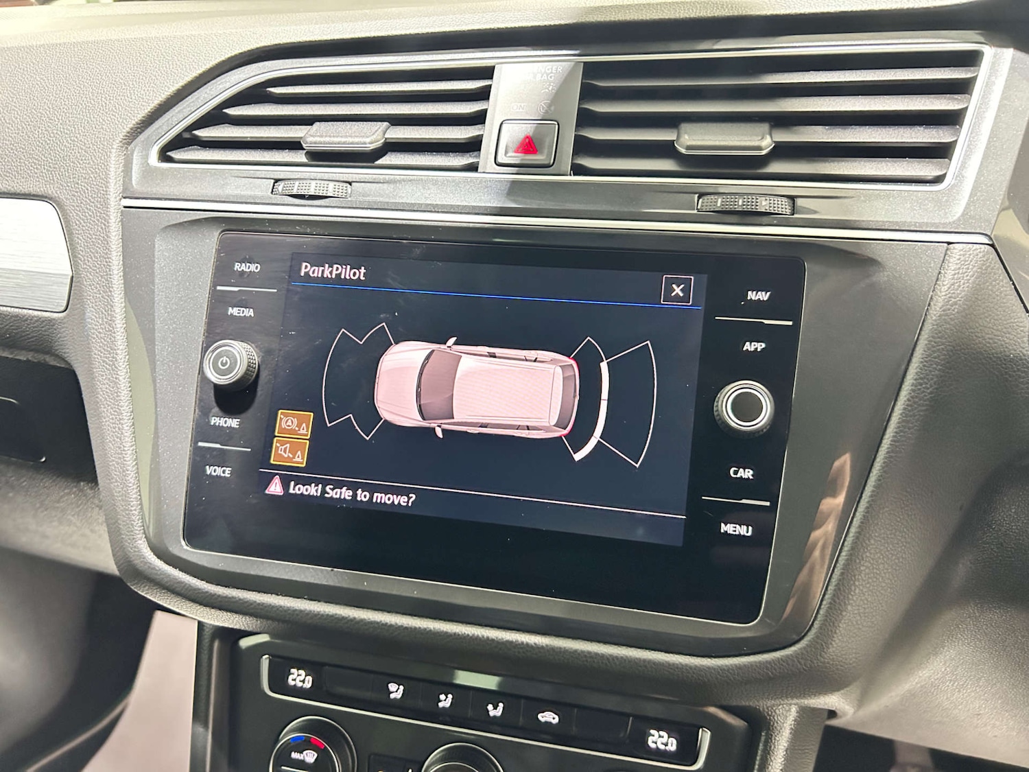 Used Volkswagen Tiguan 2018 for sale - 77200683: Photo 71