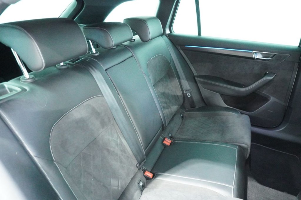 Used Skoda Superb 2019 for sale - 76820261: Photo 14