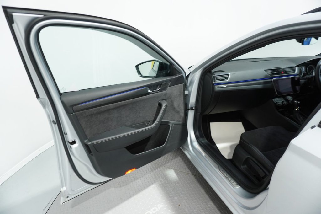 Used Skoda Superb 2019 for sale - 76820261: Photo 24