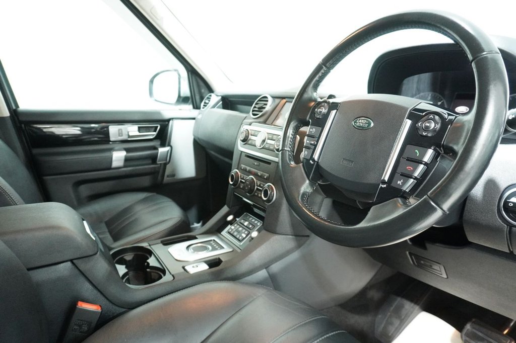 Used Land Rover Discovery 2015 for sale - 76867574: Photo 11