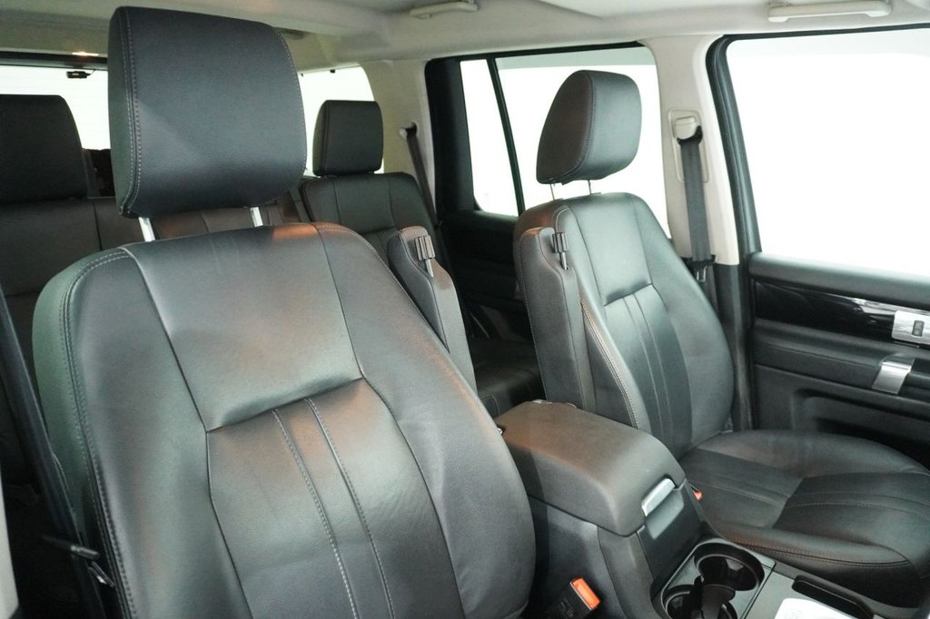 Used Land Rover Discovery 2015 for sale - 76867574: Photo 13