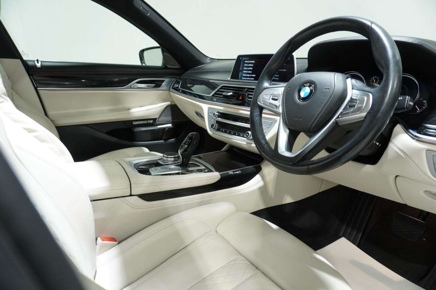 Used BMW 7 Series 2015 for sale - 77061682: Photo 10
