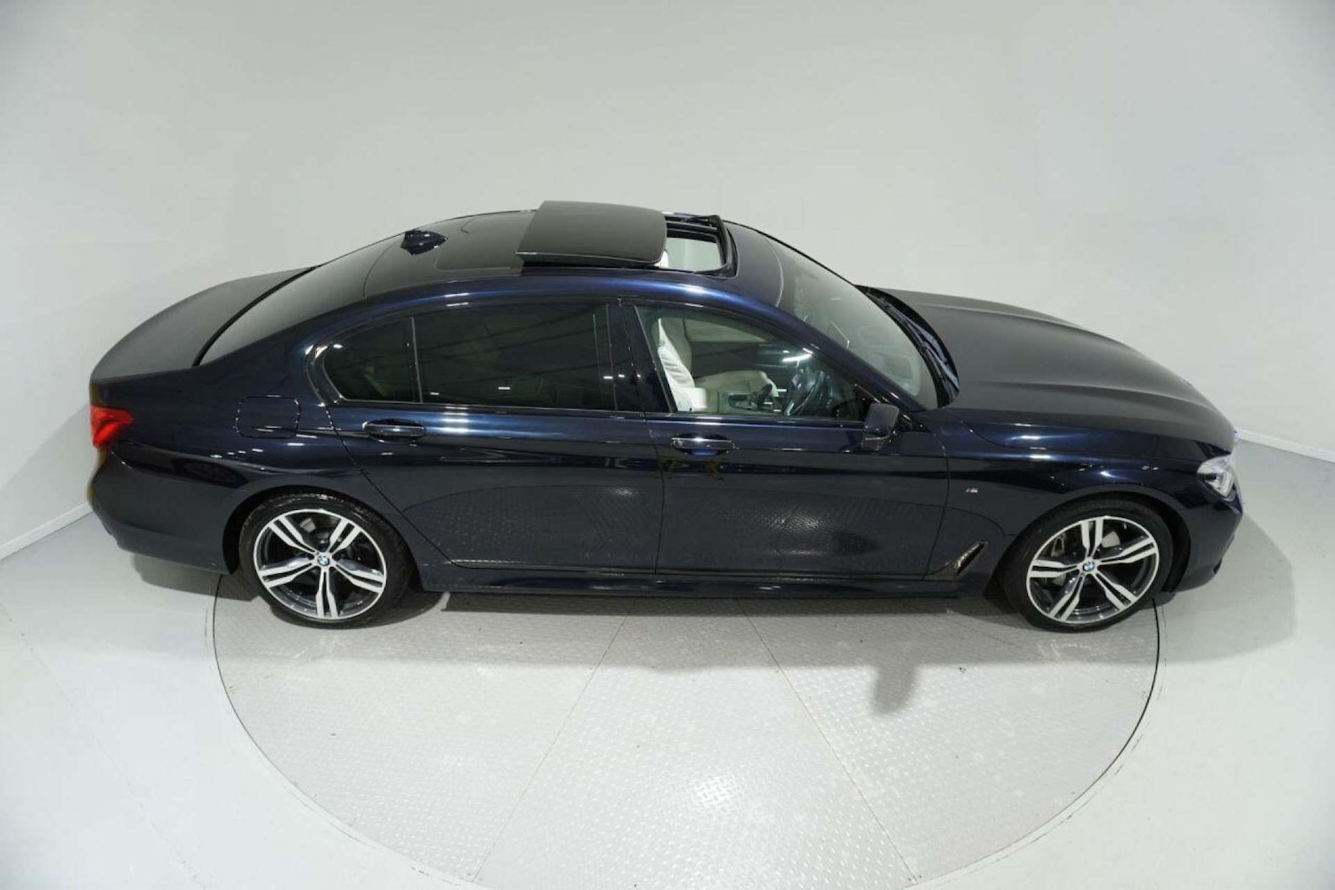 Used BMW 7 Series 2015 for sale - 77061682: Photo 5