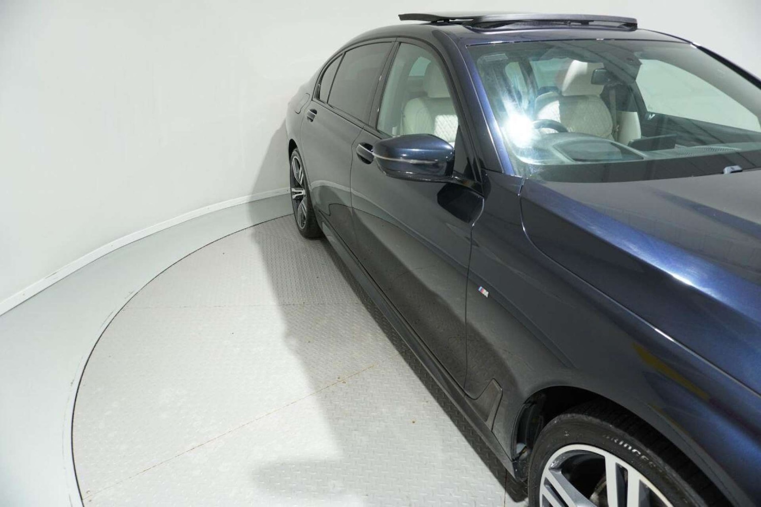 Used BMW 7 Series 2015 for sale - 77061682: Photo 55