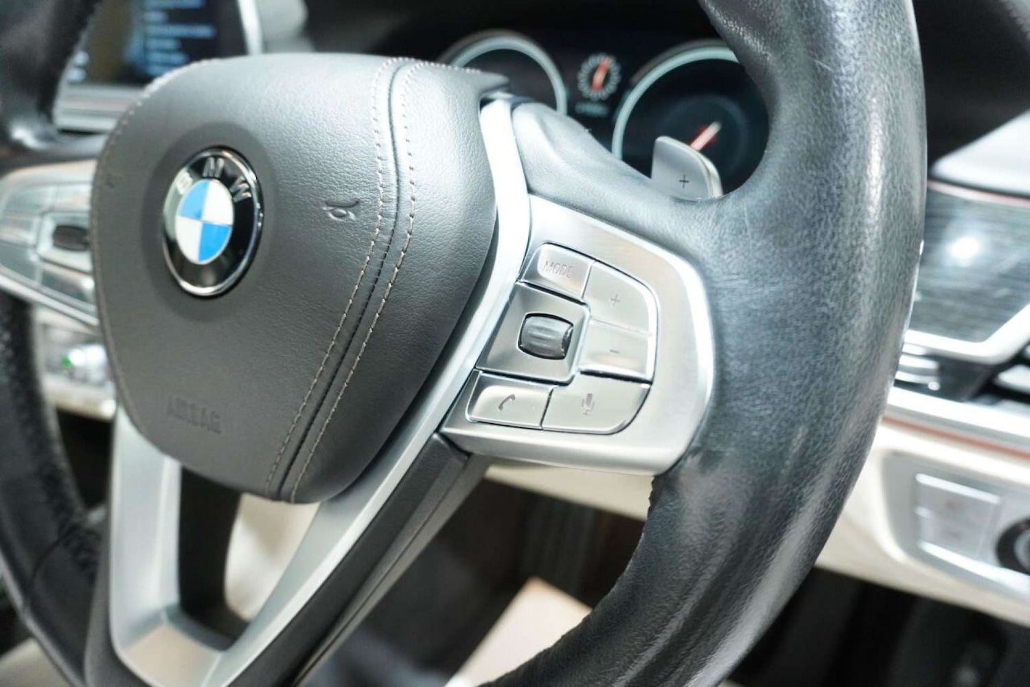 Used BMW 7 Series 2015 for sale - 77061682: Photo 61