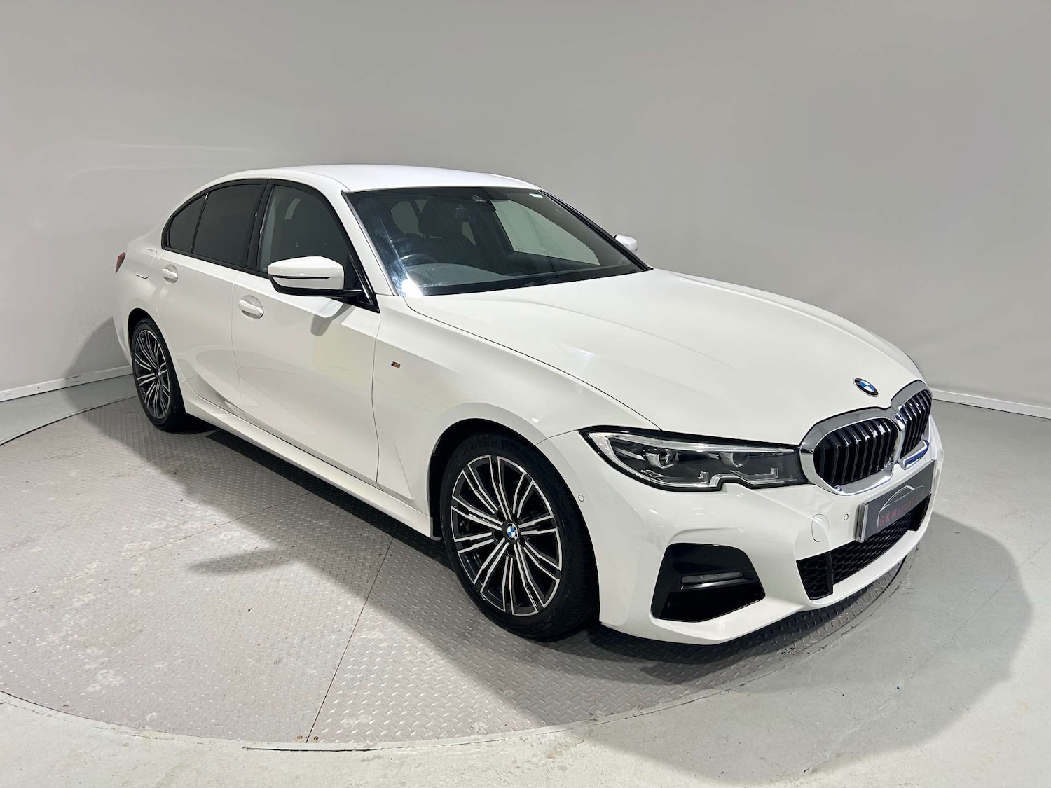 Used BMW 3 Series 2019 for sale - 77172485: Photo 2
