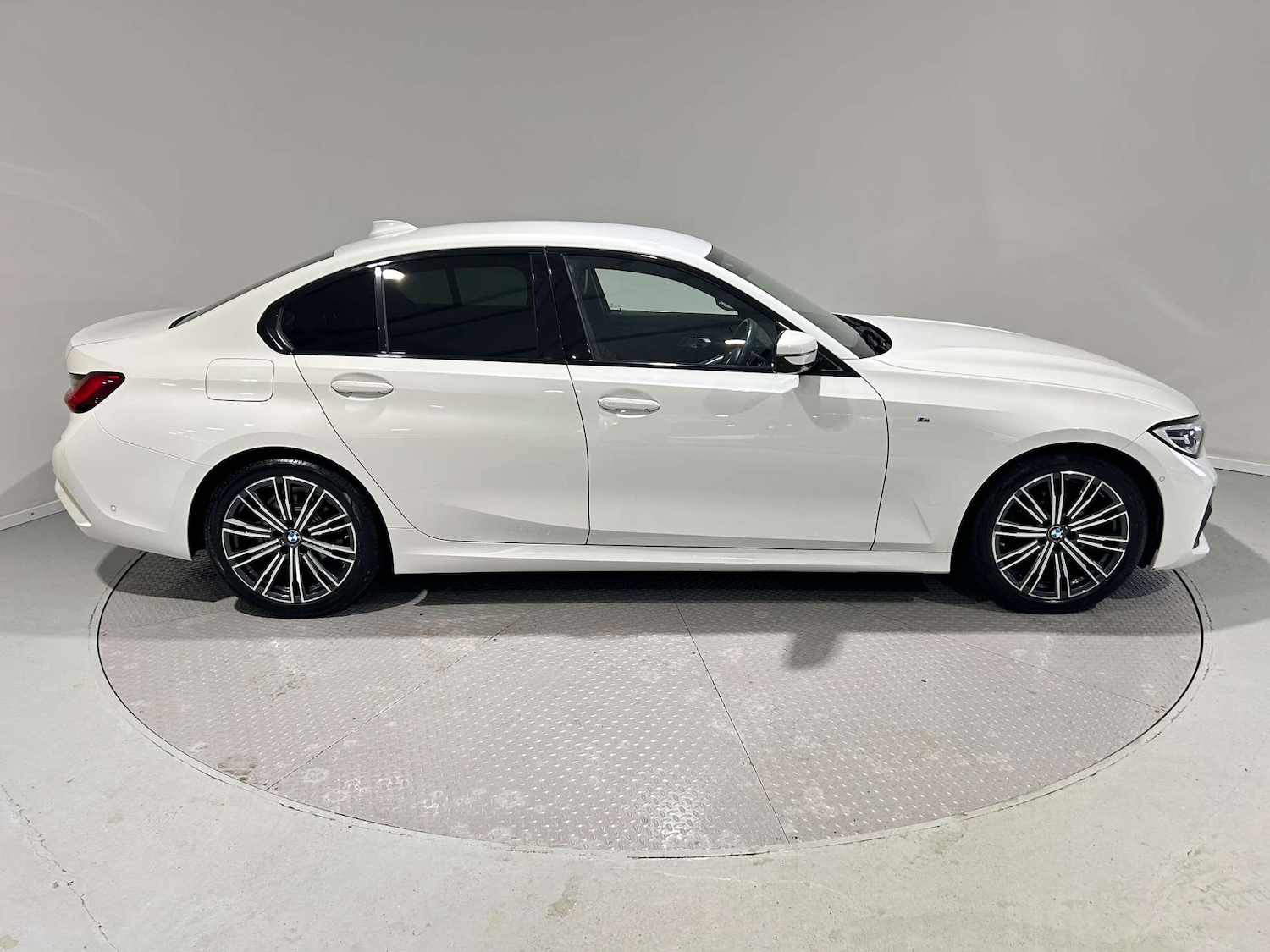 Used BMW 3 Series 2019 for sale - 77172485: Photo 6