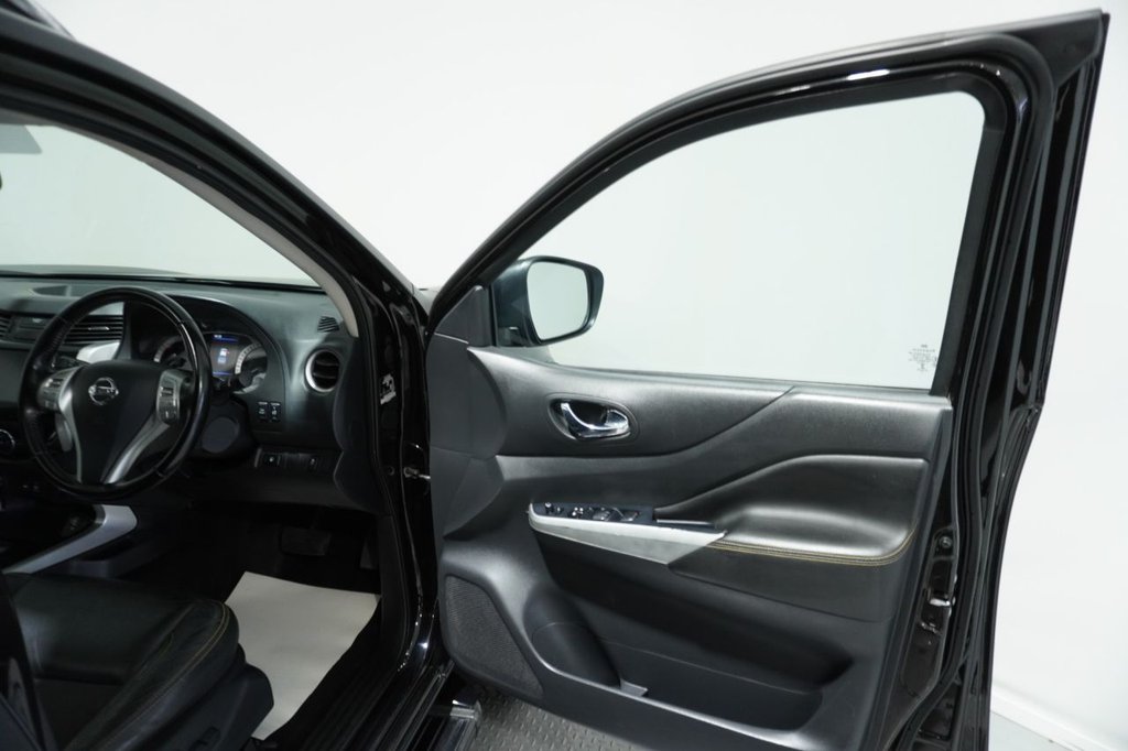 Used Nissan Navara 2020 for sale - 76820512: Photo 30