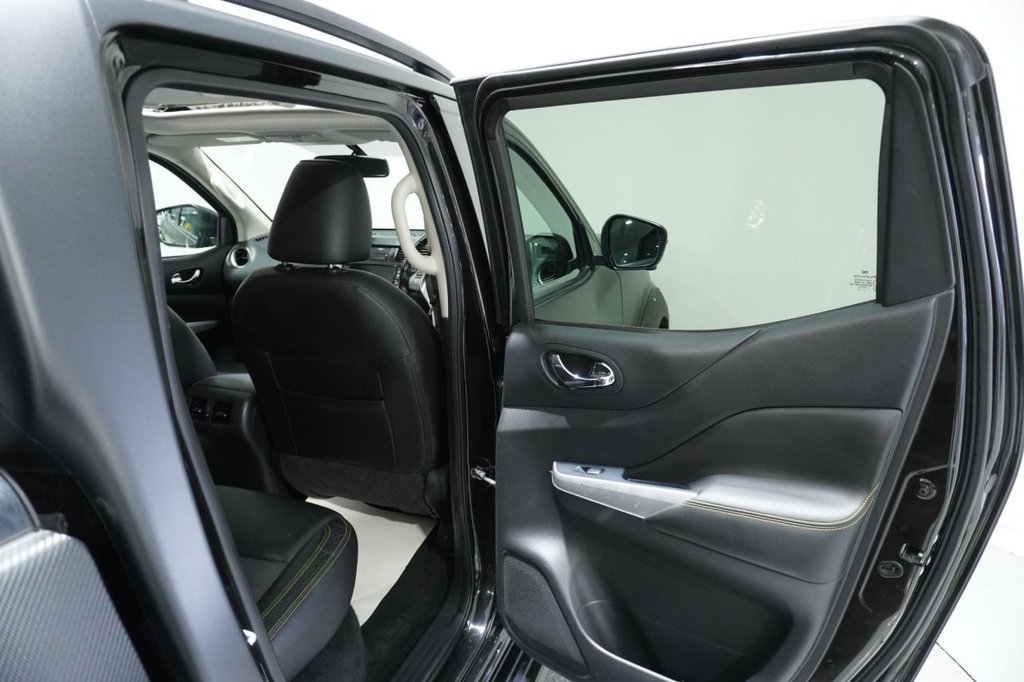 Used Nissan Navara 2020 for sale - 76820512: Photo 31