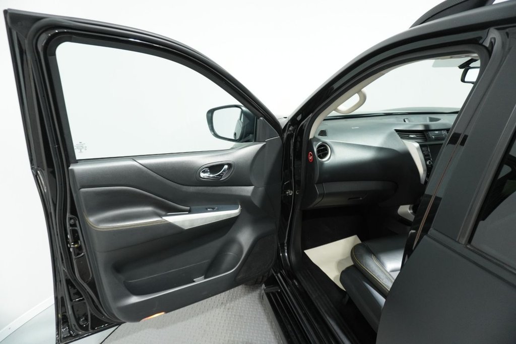Used Nissan Navara 2020 for sale - 76820512: Photo 32