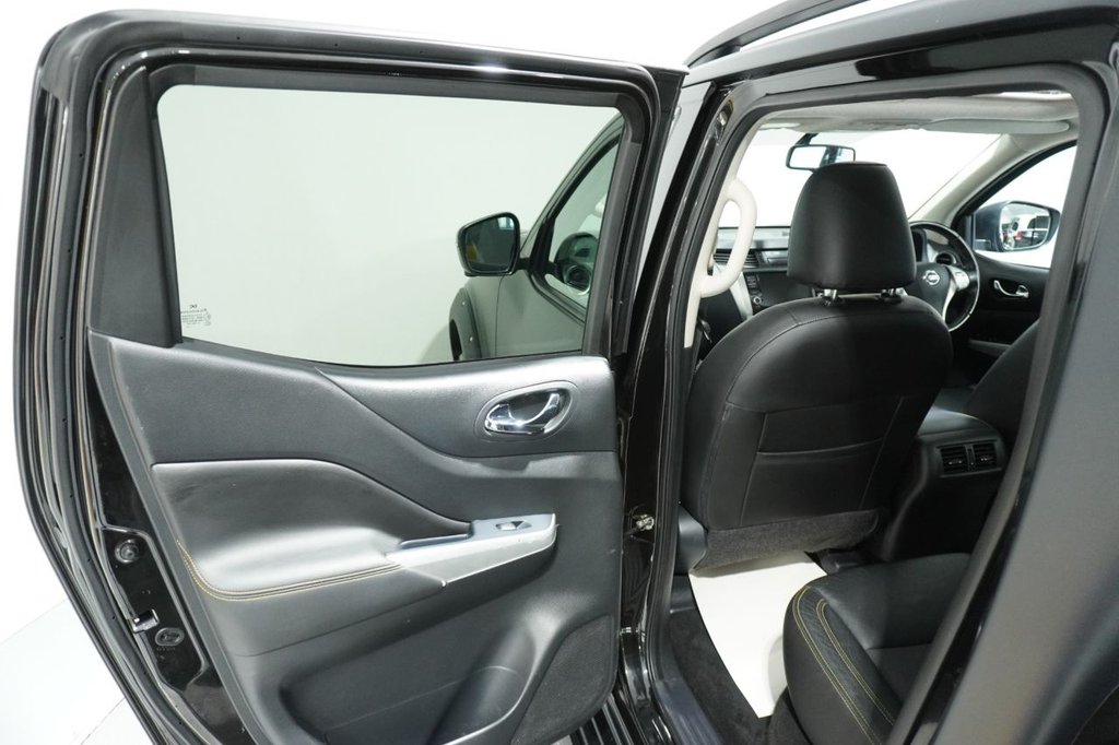 Used Nissan Navara 2020 for sale - 76820512: Photo 33