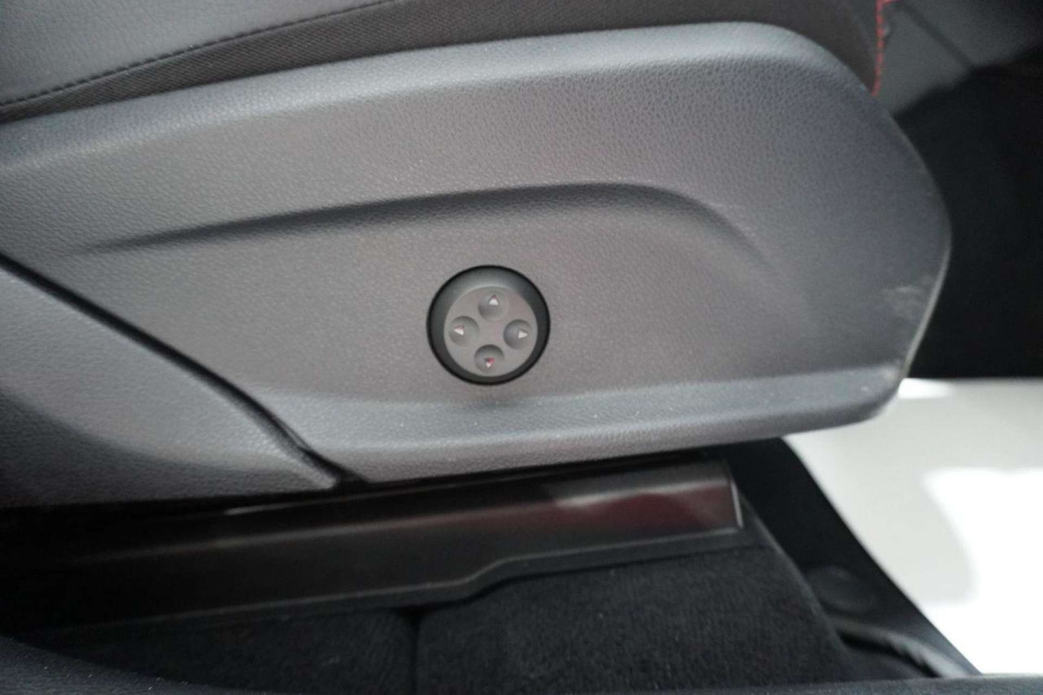 Used Mercedes-Benz GLC 2022 for sale - 77088702: Photo 54