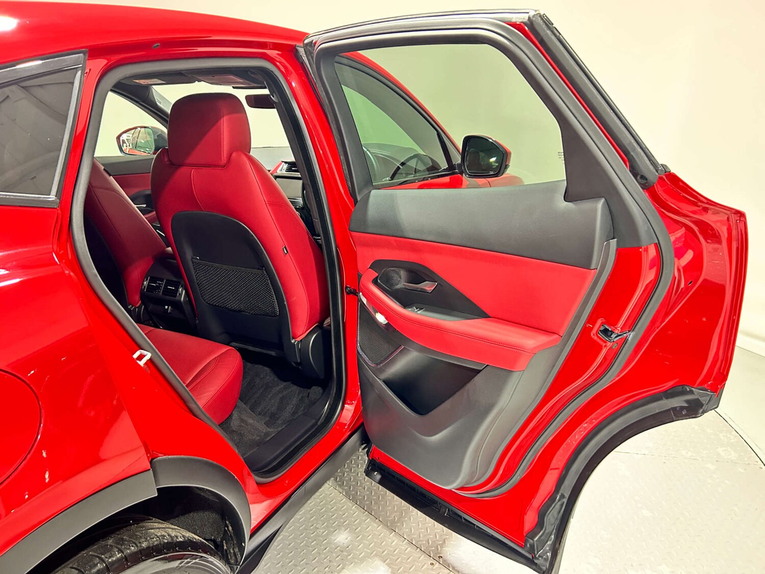 Used Jaguar E-Pace 2019 for sale - 77200697: Photo 23