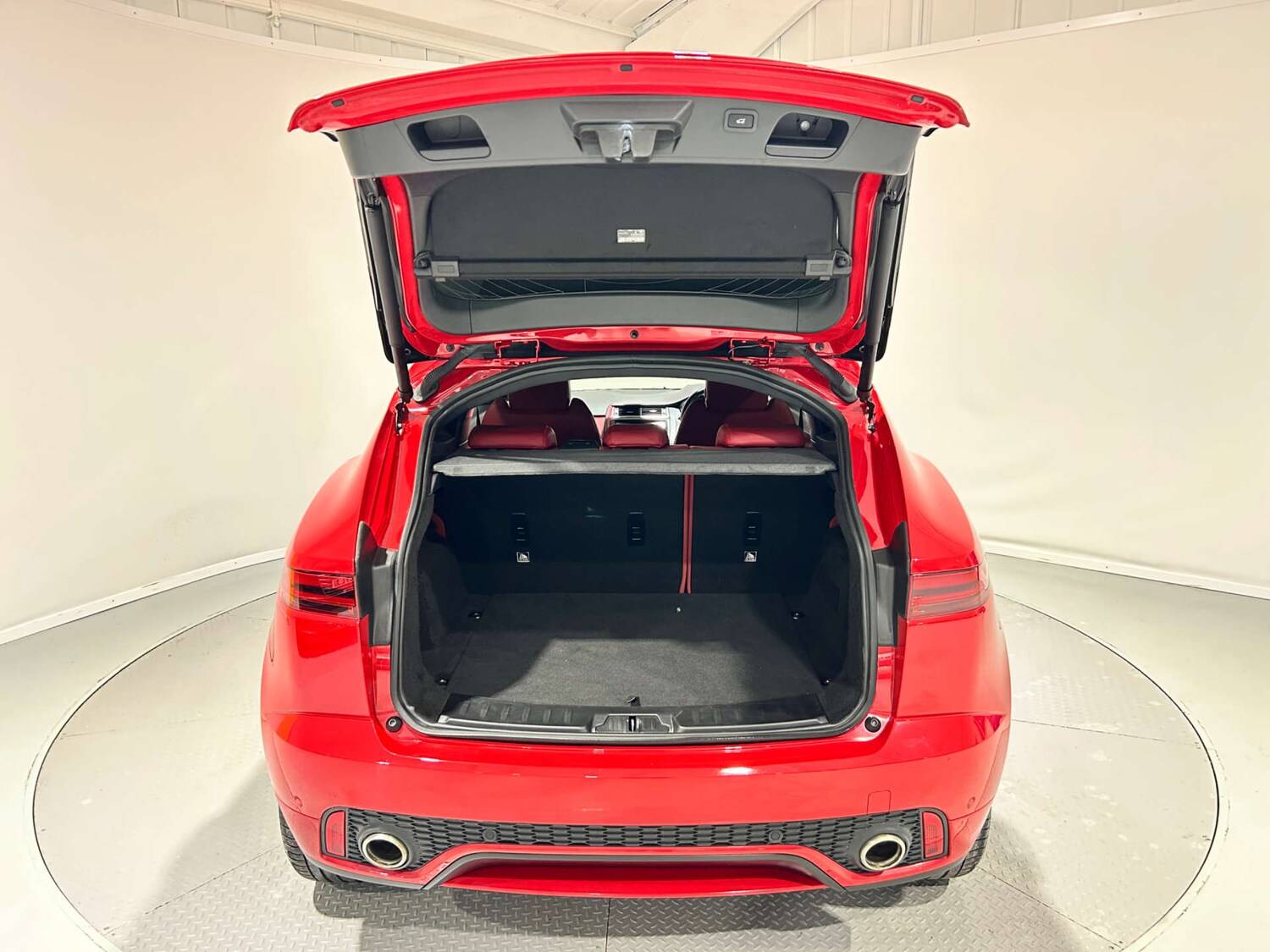 Used Jaguar E-Pace 2019 for sale - 77200697: Photo 26